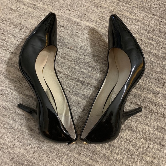 WORN ONCE Michael Kors Patent Leather Heels size 7 - Picture 7 of 8